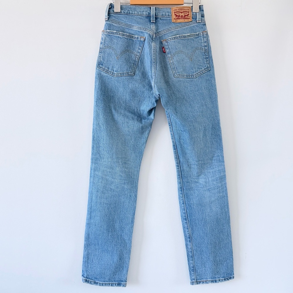 Levi’s 501 High Rise Straight Leg Jeans W24 L30 Light Wash Distressed Vintage - Picture 7 of 10